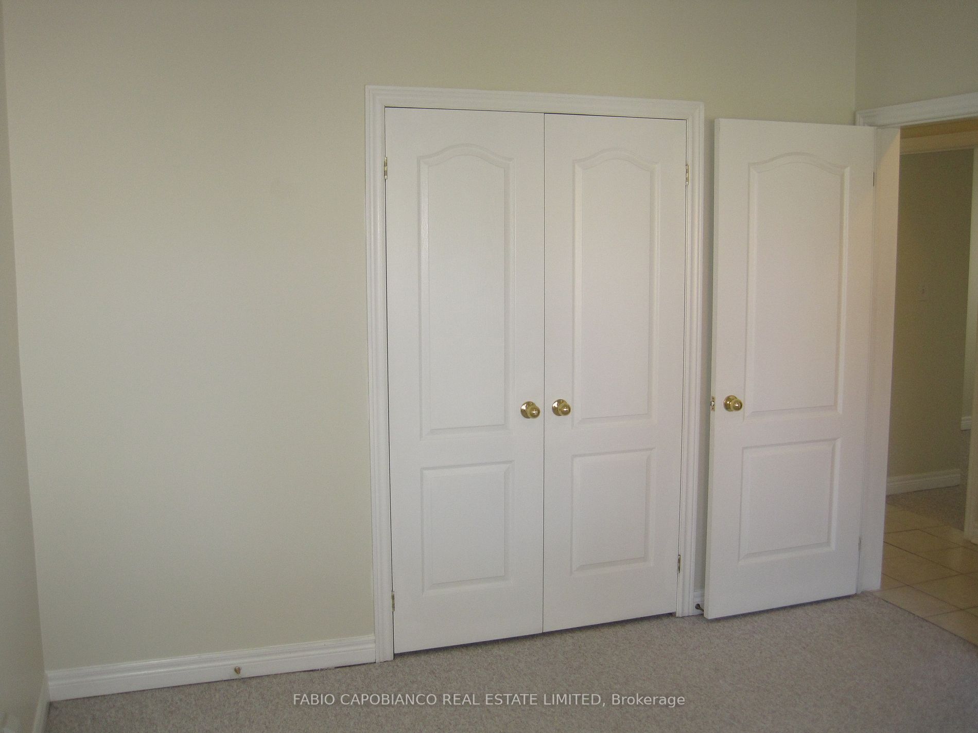 52 Jellicoe Ave, #1
