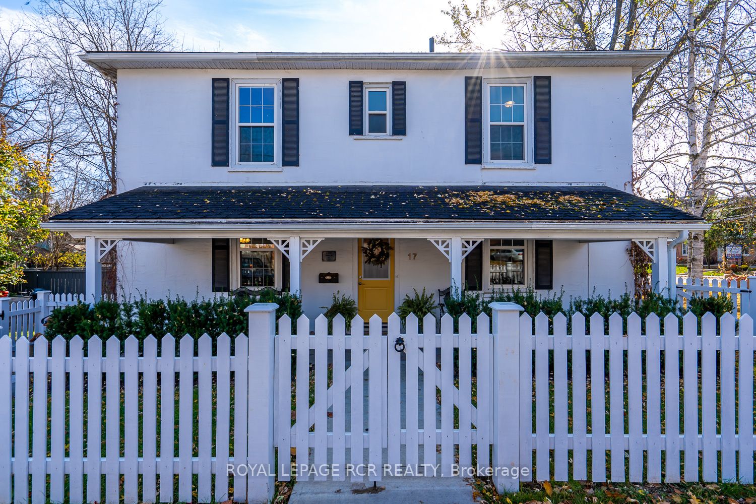 17 Little York St