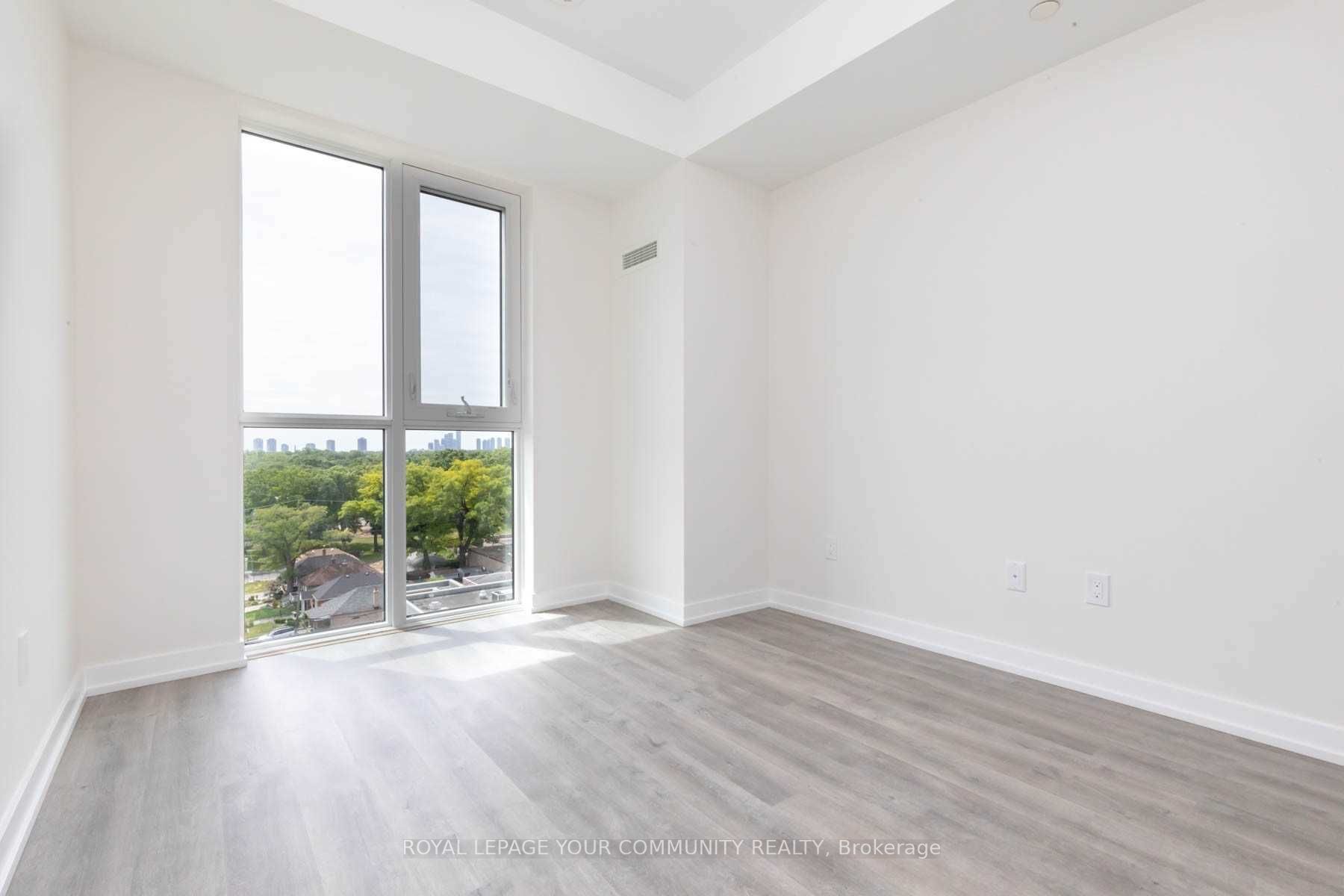2300 St Clair Ave W, #805