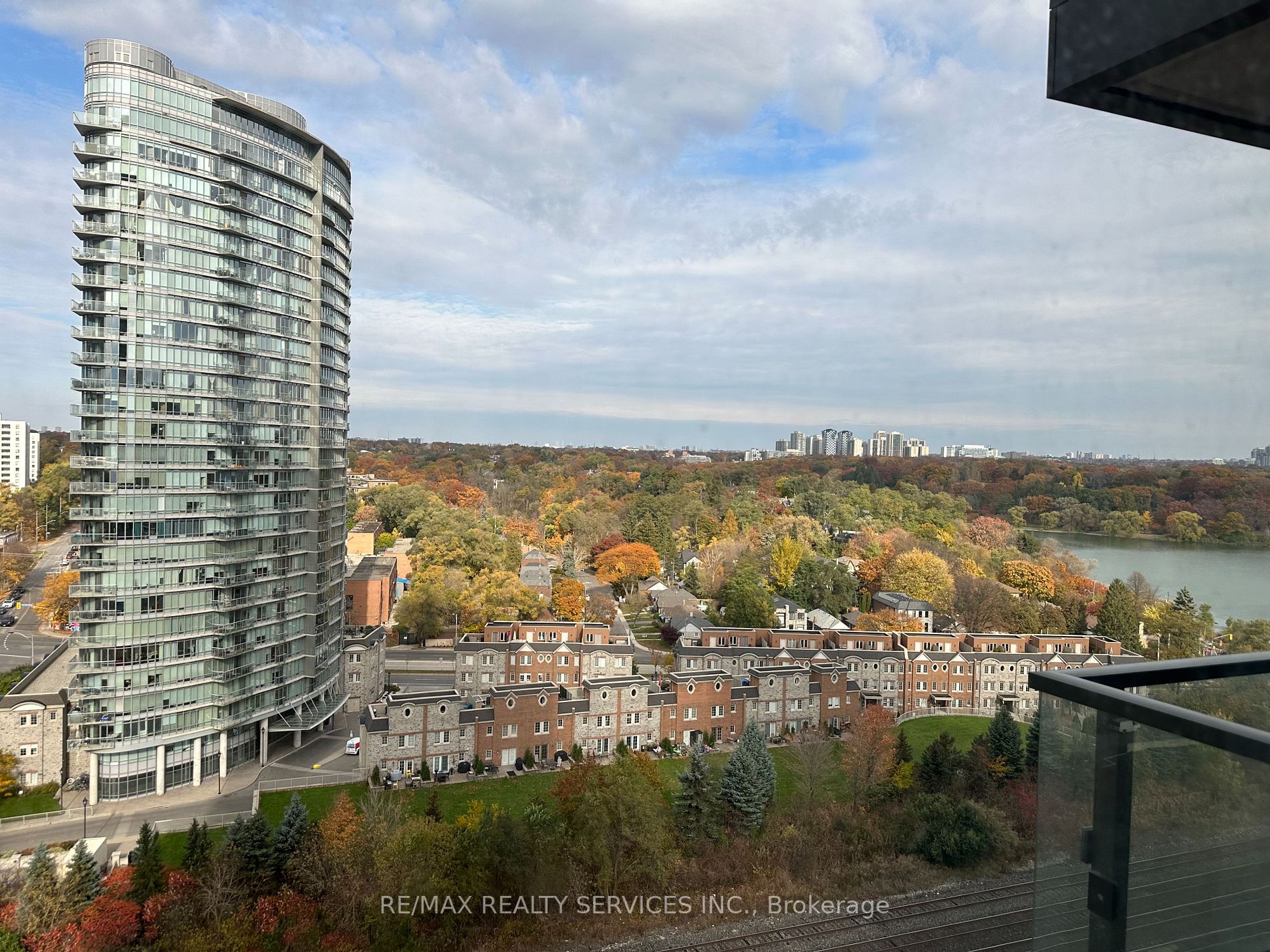 1928 Lakeshore Blvd W, #1801