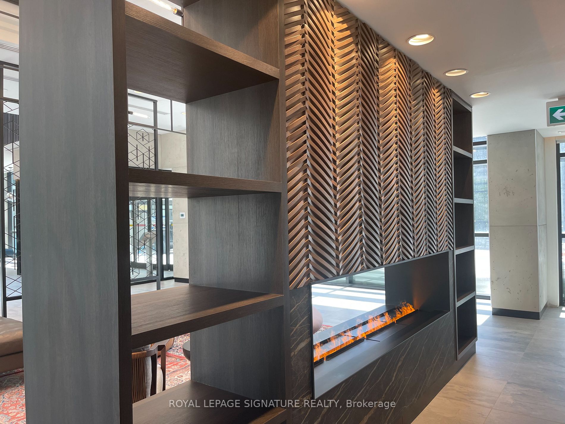 251 Manitoba St, #335