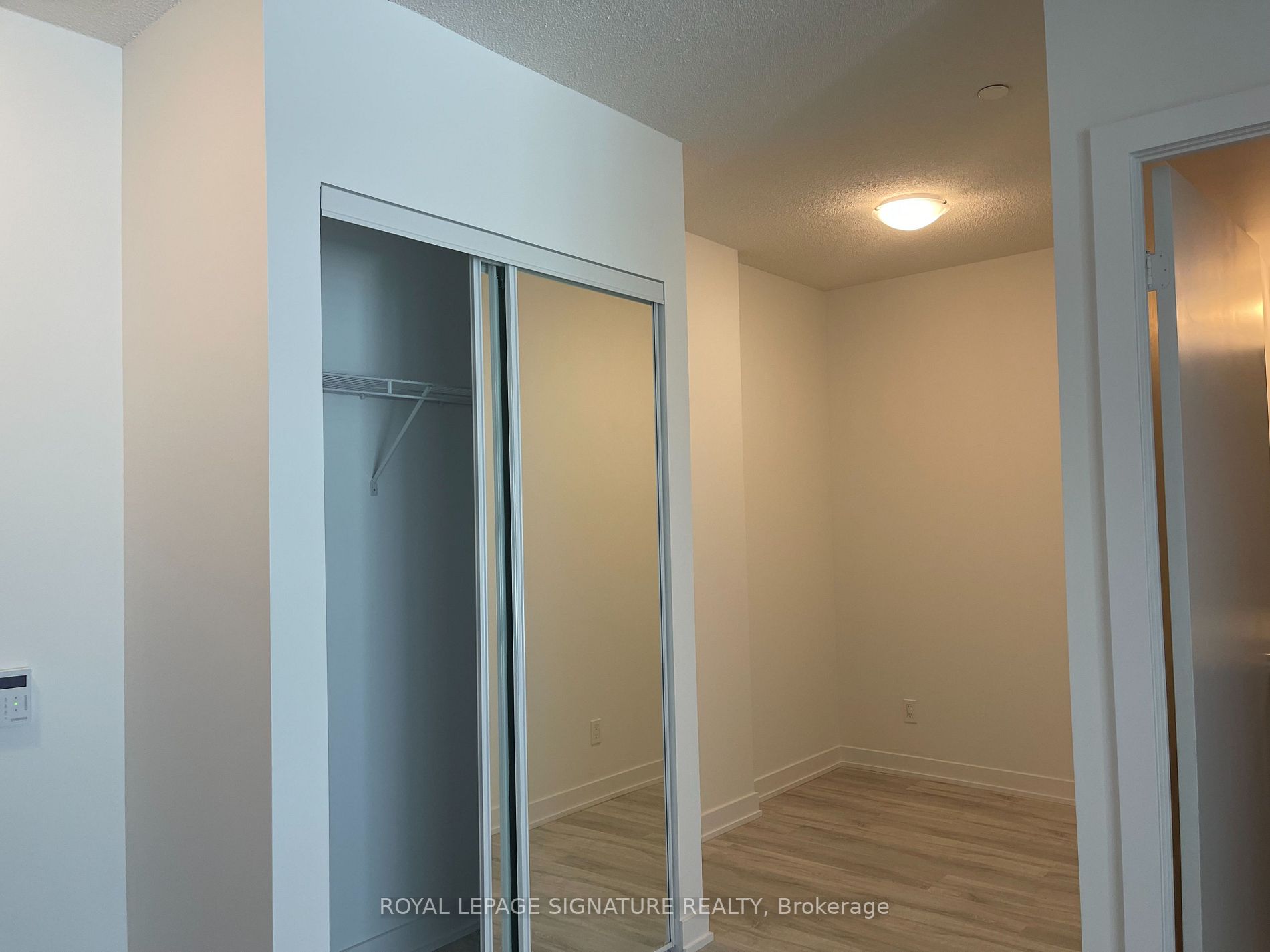 251 Manitoba St, #335