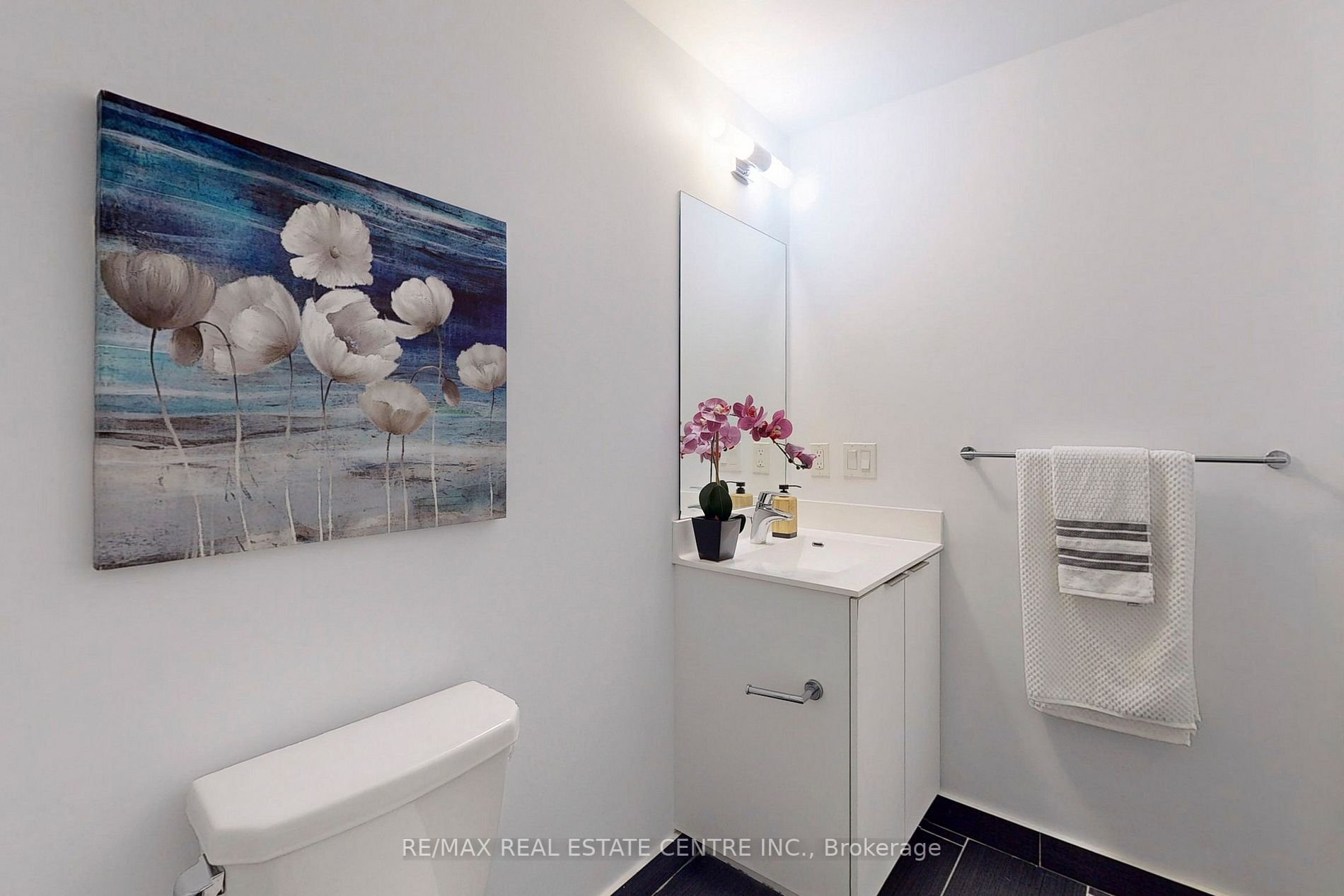 20 Shore Breeze Dr, #3903