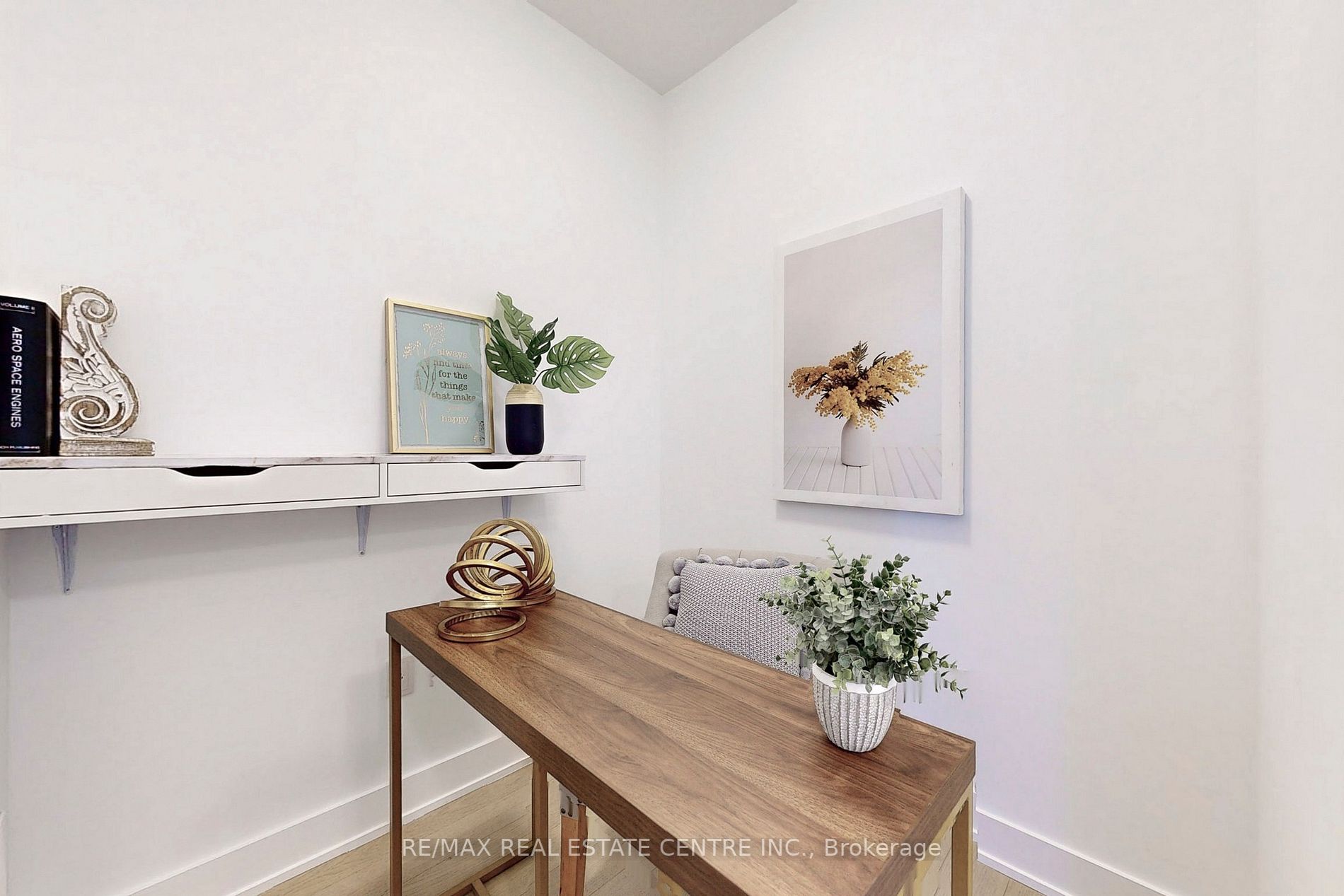 20 Shore Breeze Dr, #3903