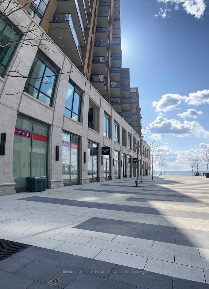 2060 Lakeshore Rd, #109