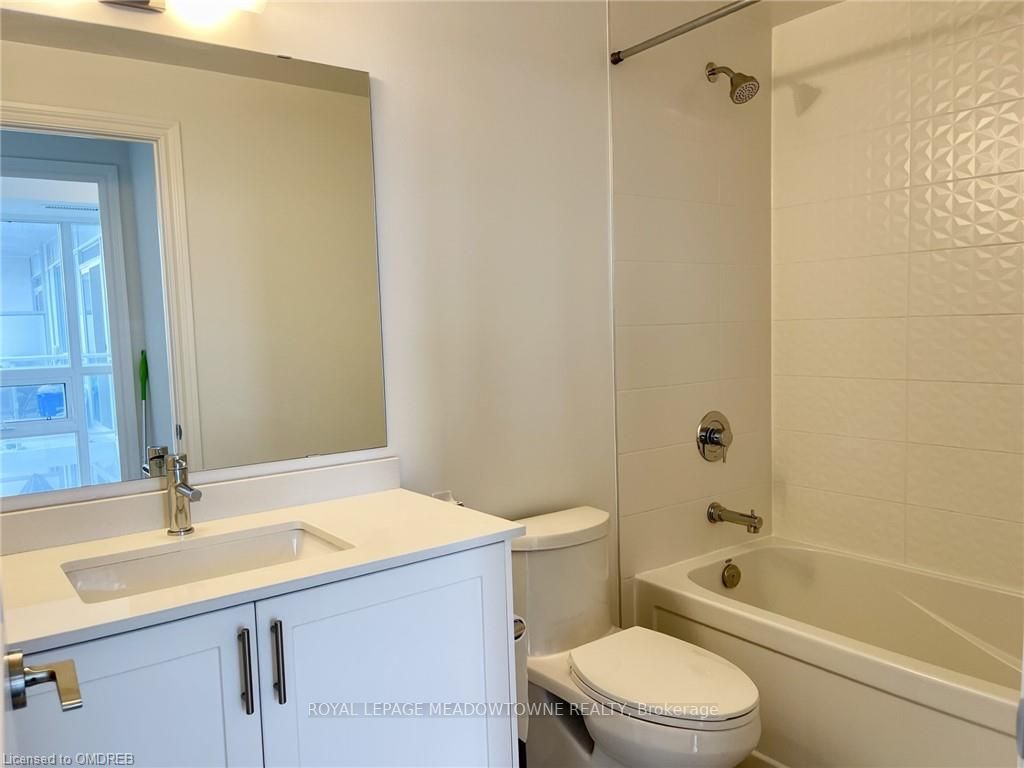 1050 Main Street E, #603