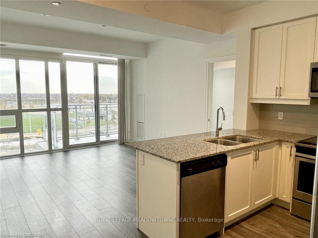 1050 Main Street E, #603