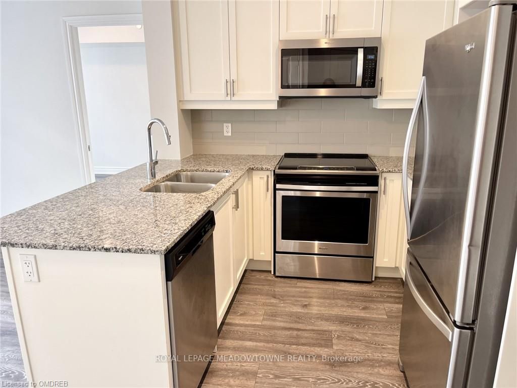 1050 Main Street E, #603