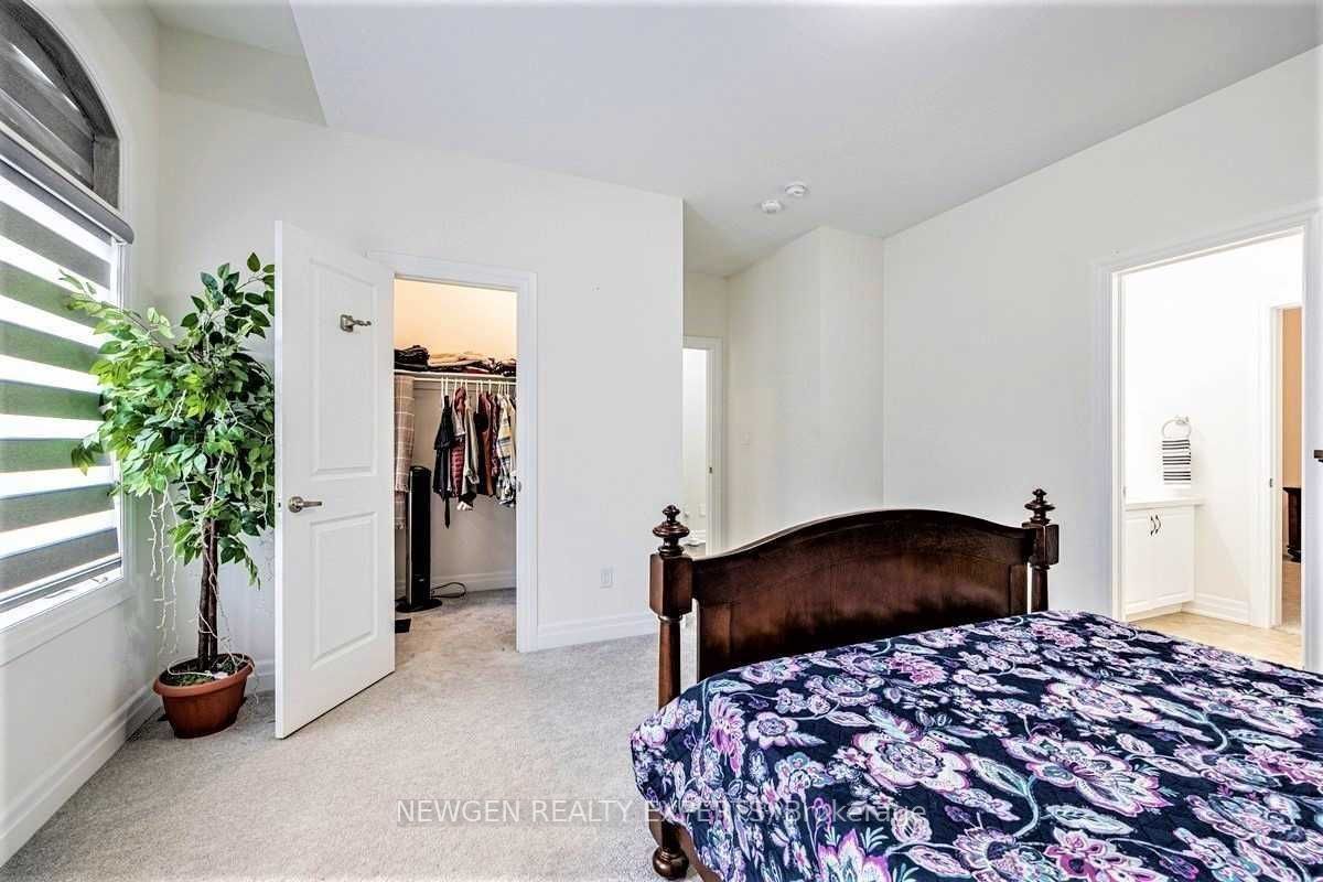 74 Merlin St