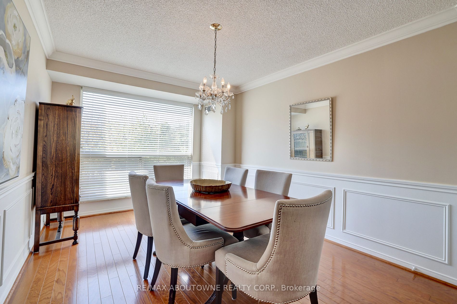 1800 The Collegeway, #203