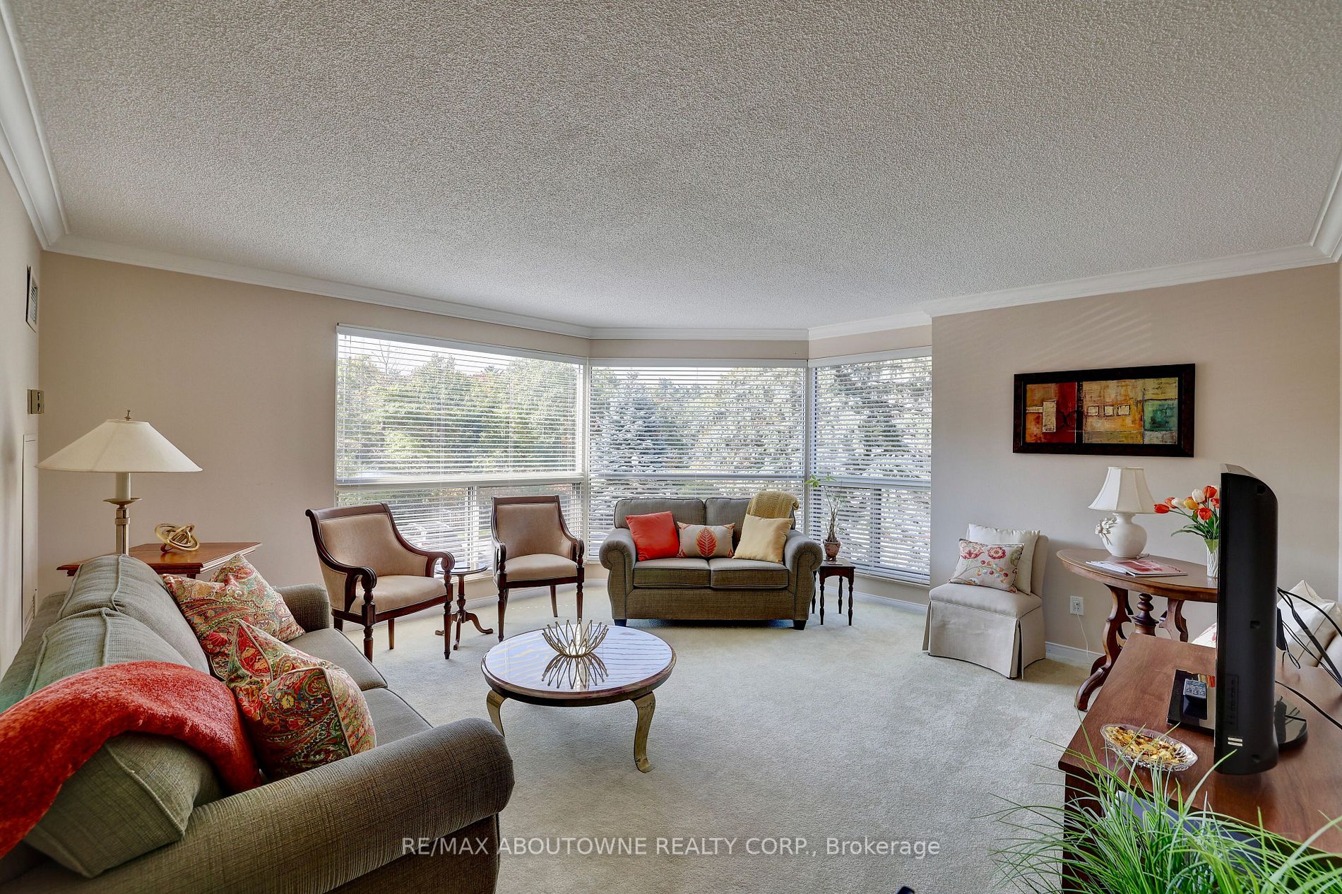 1800 The Collegeway, #203