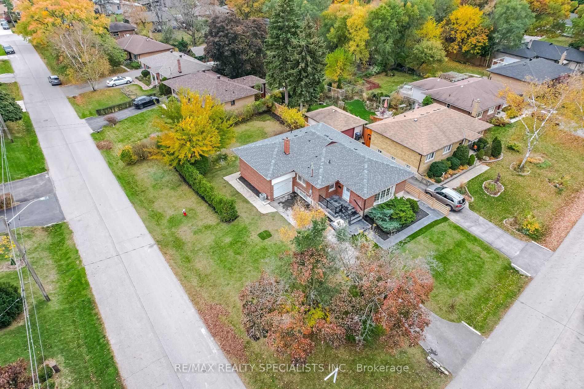 1671 Springwell Ave
