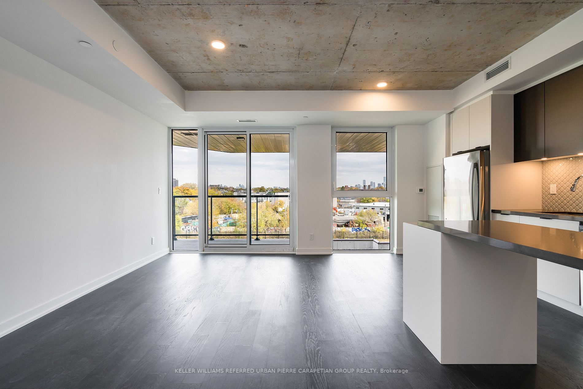 57 Brock Ave, #411