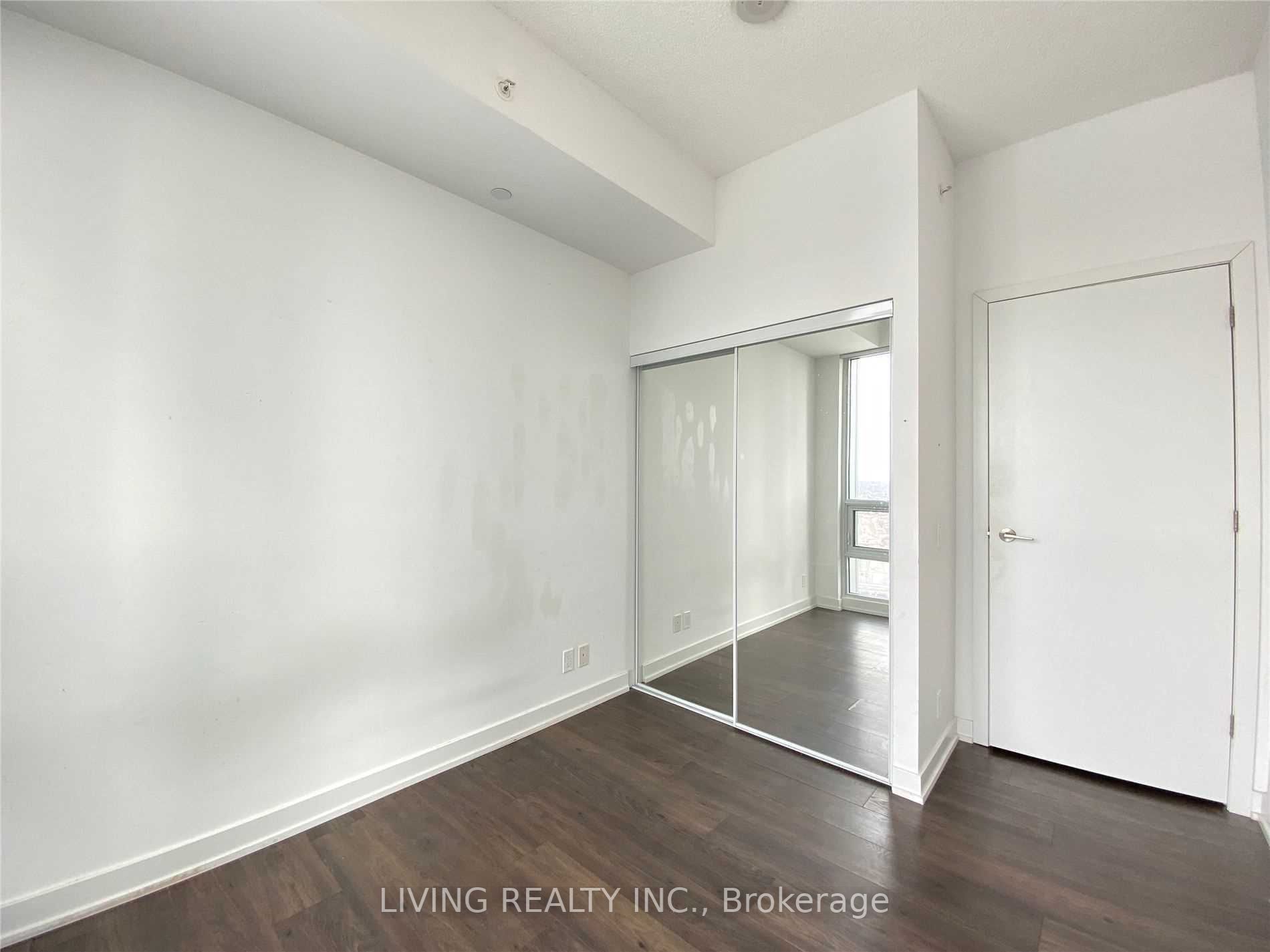 2200 Lake Shore Blvd W, #3004