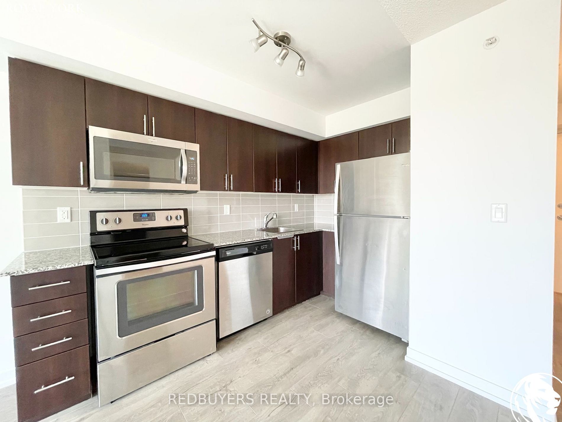 1420 Dupont St, #609