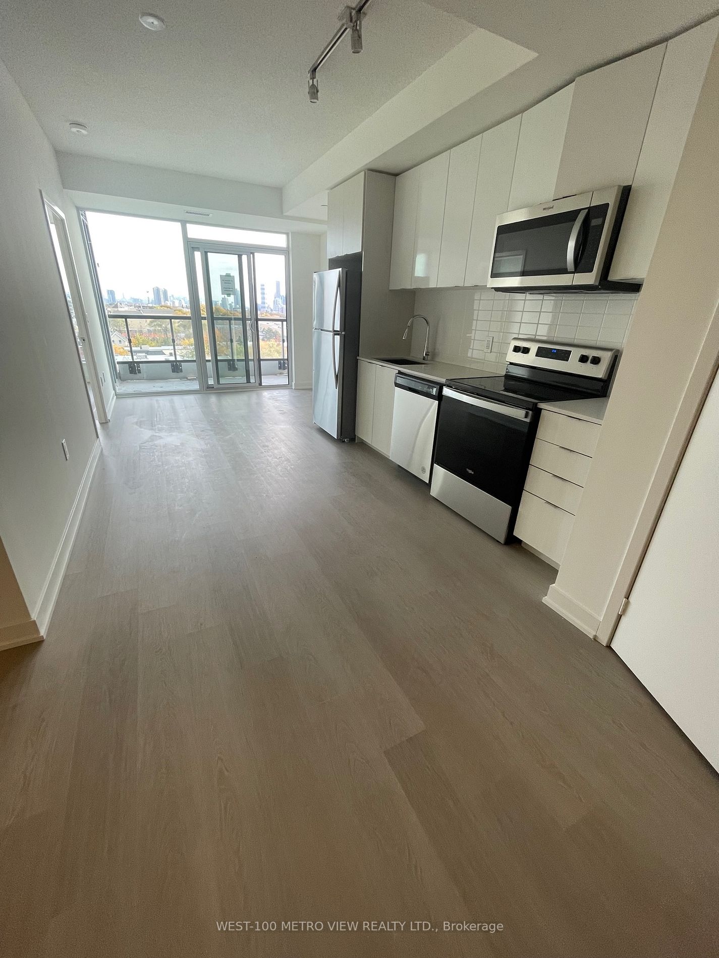 859 The Queensway, #623
