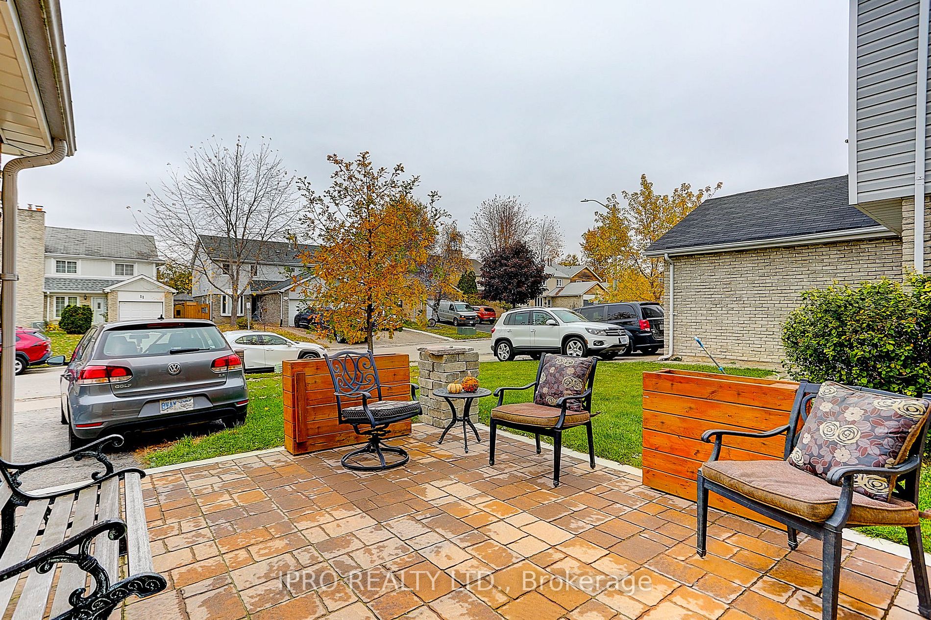 12 Nottawasaga Crescent