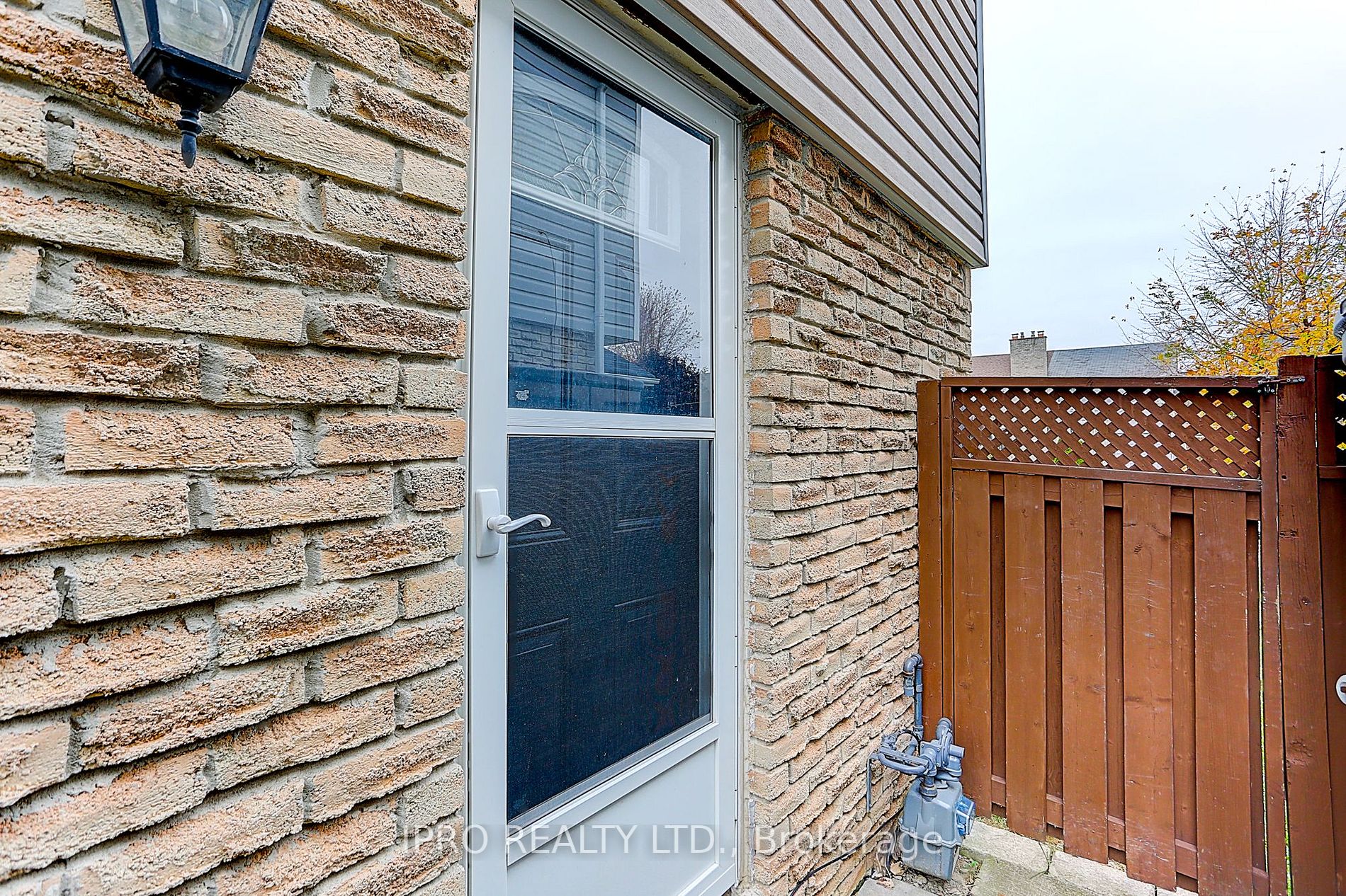 12 Nottawasaga Crescent
