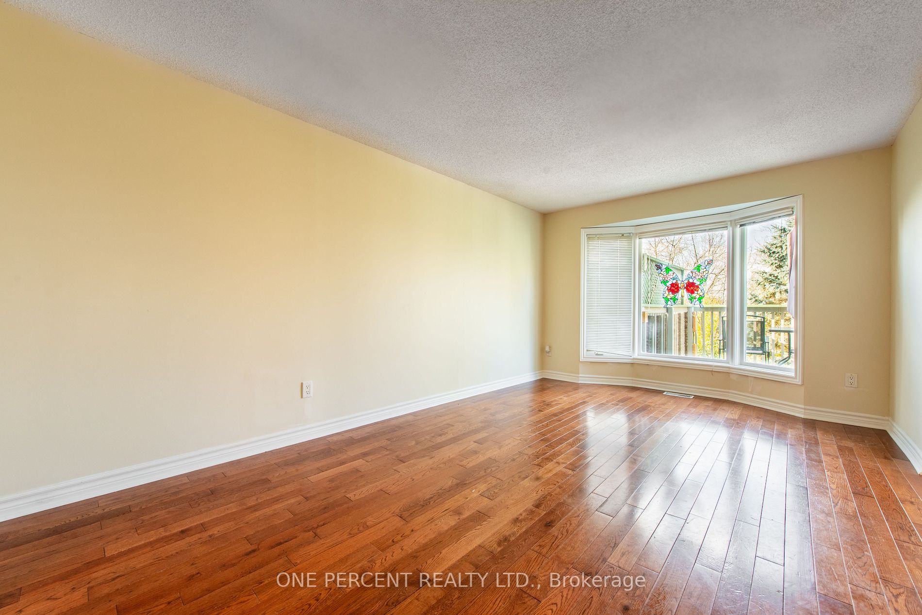 124 Lakeview Crt