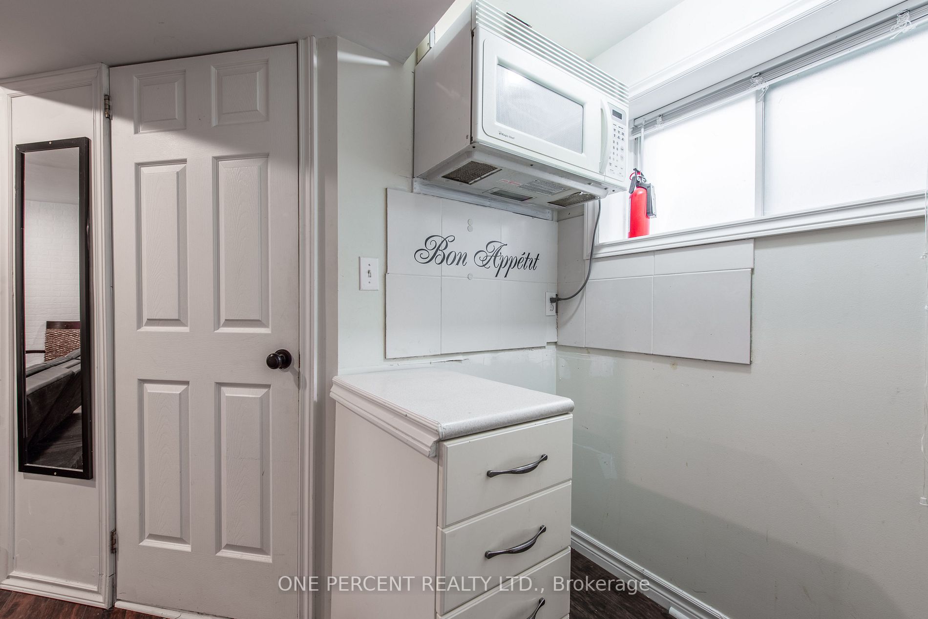 124 Lakeview Crt
