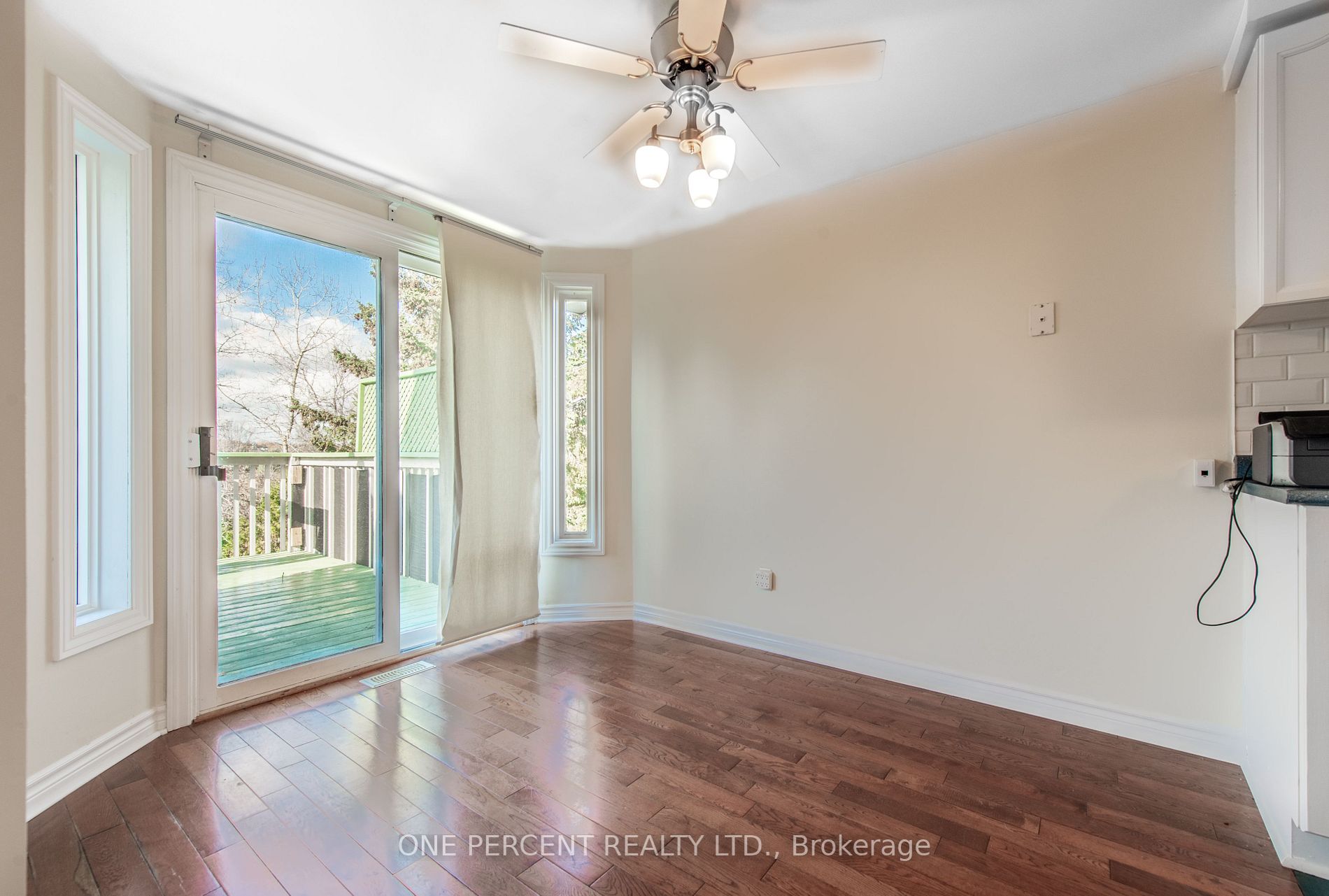124 Lakeview Crt