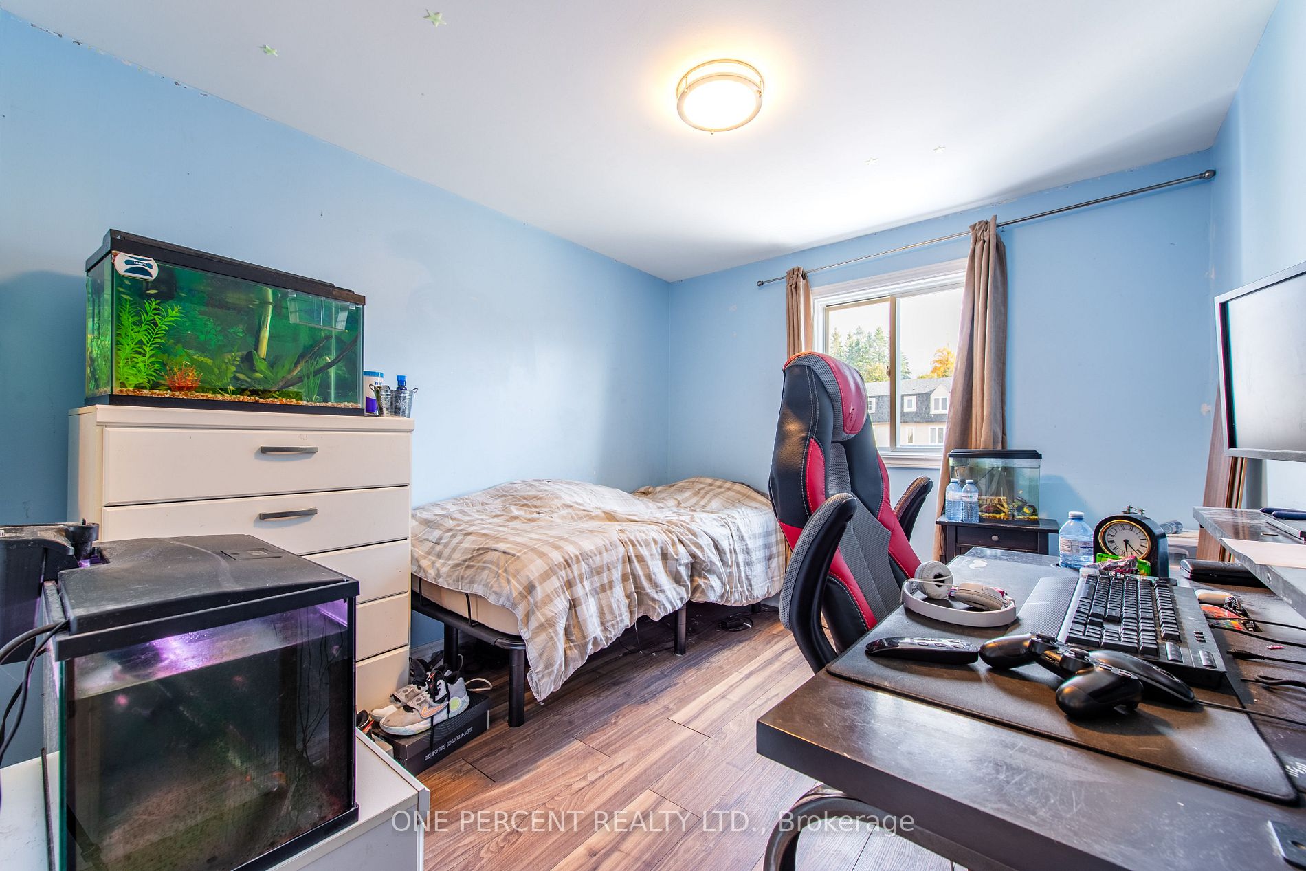 124 Lakeview Crt