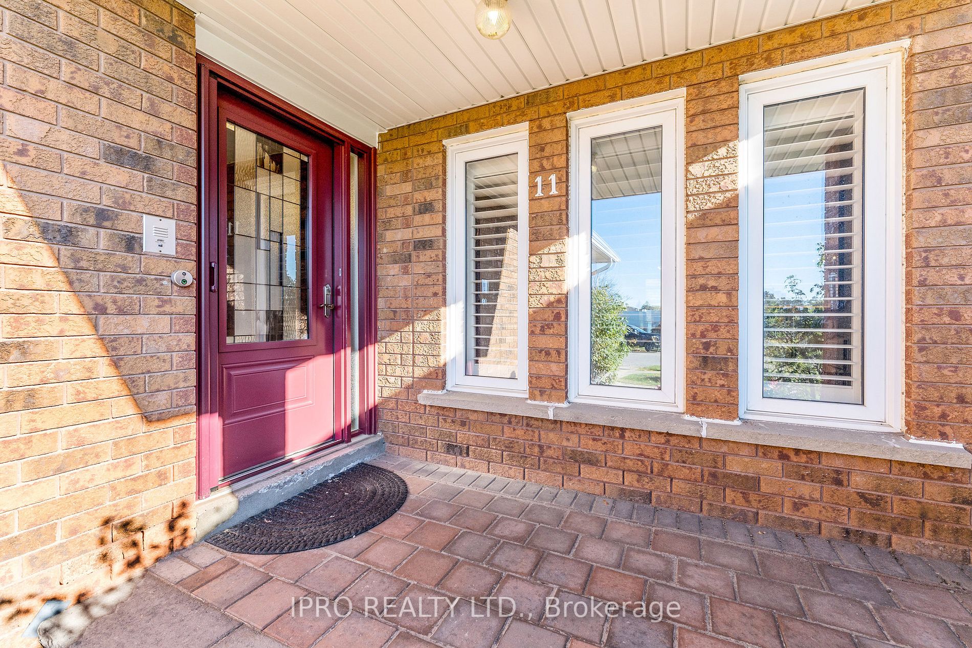 11 Turtlecreek Blvd E
