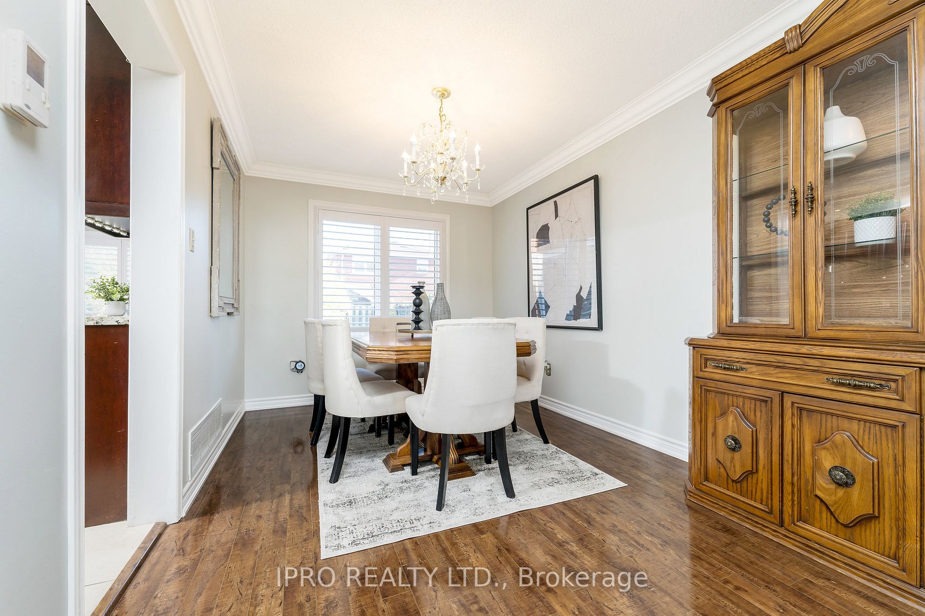11 Turtlecreek Blvd E