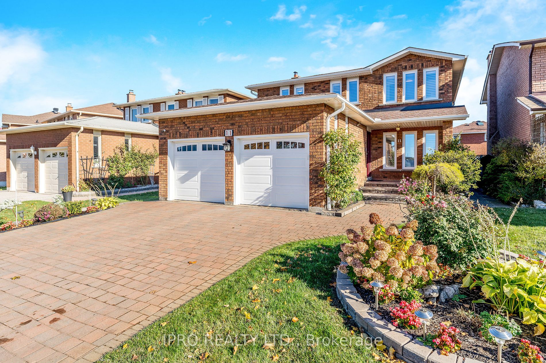 11 Turtlecreek Blvd E