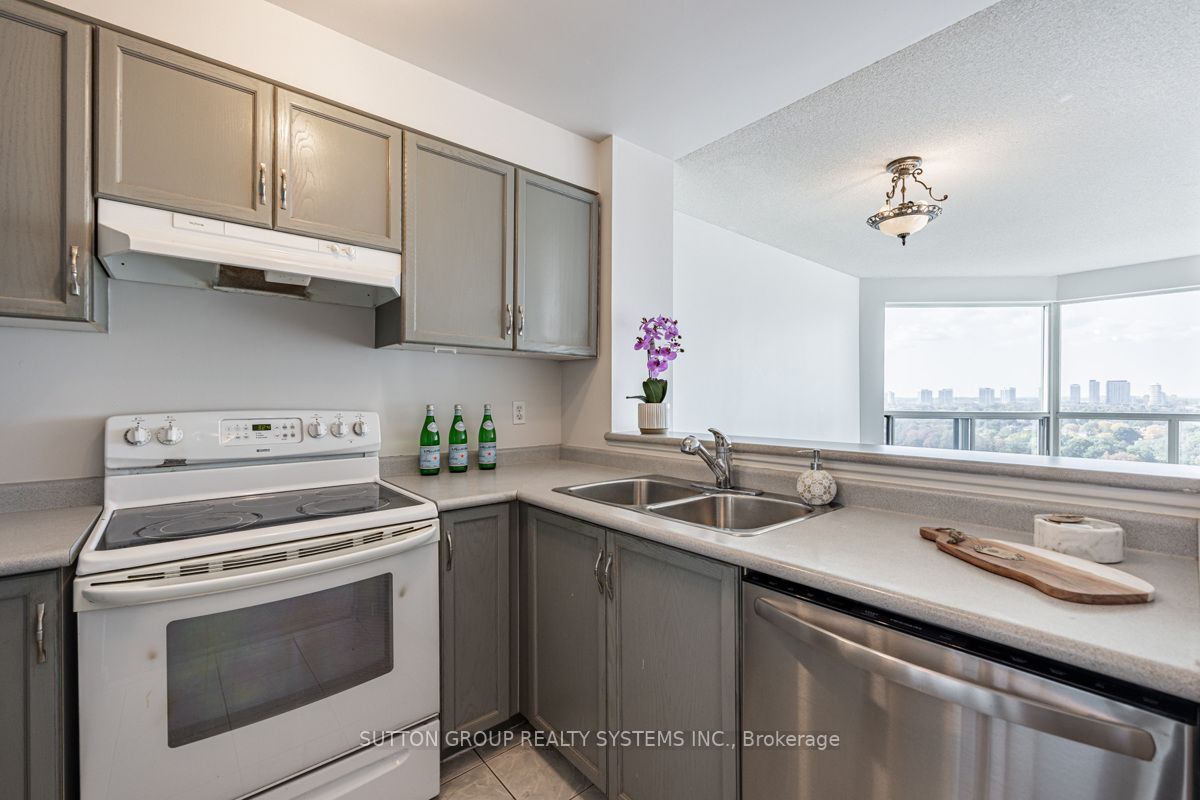 2177 Burnhamthorpe Rd W, #1606