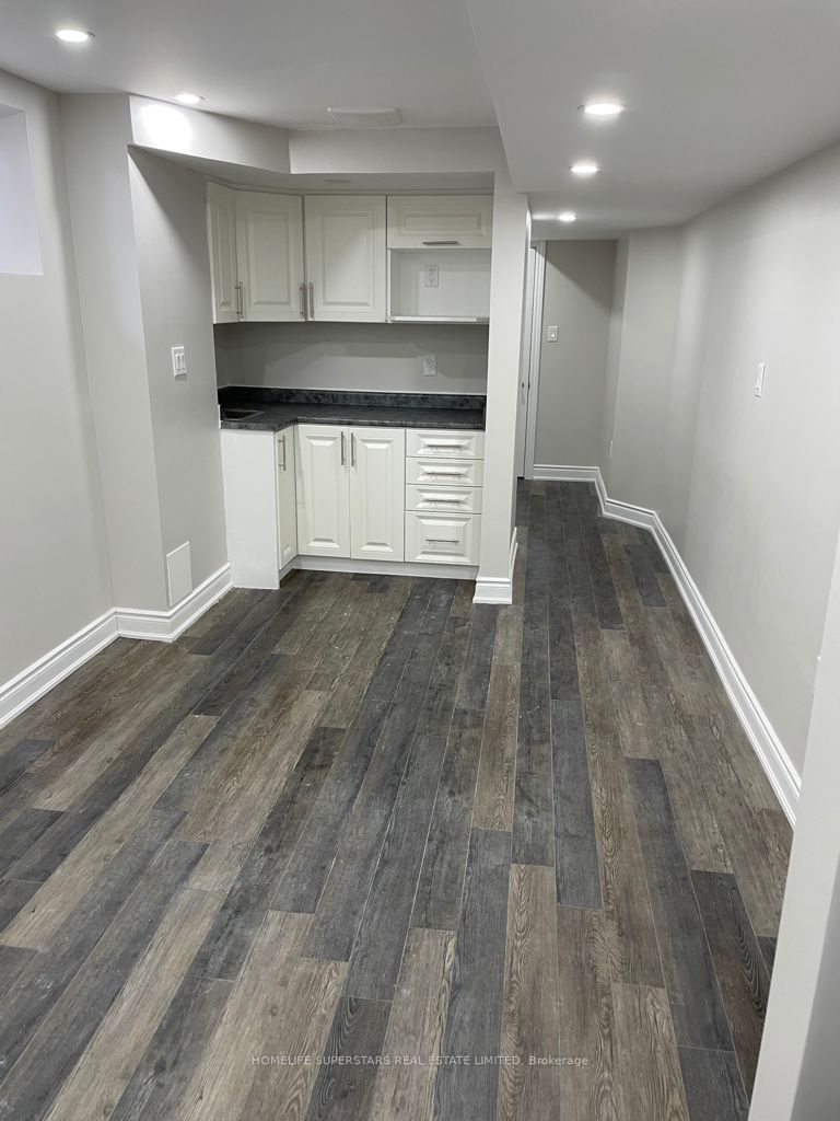 57 Elwin Rd