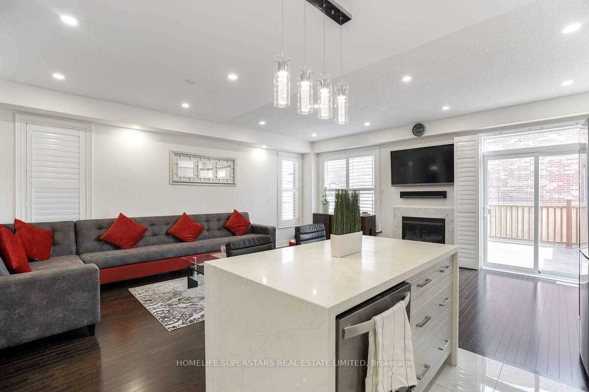57 Elwin Rd