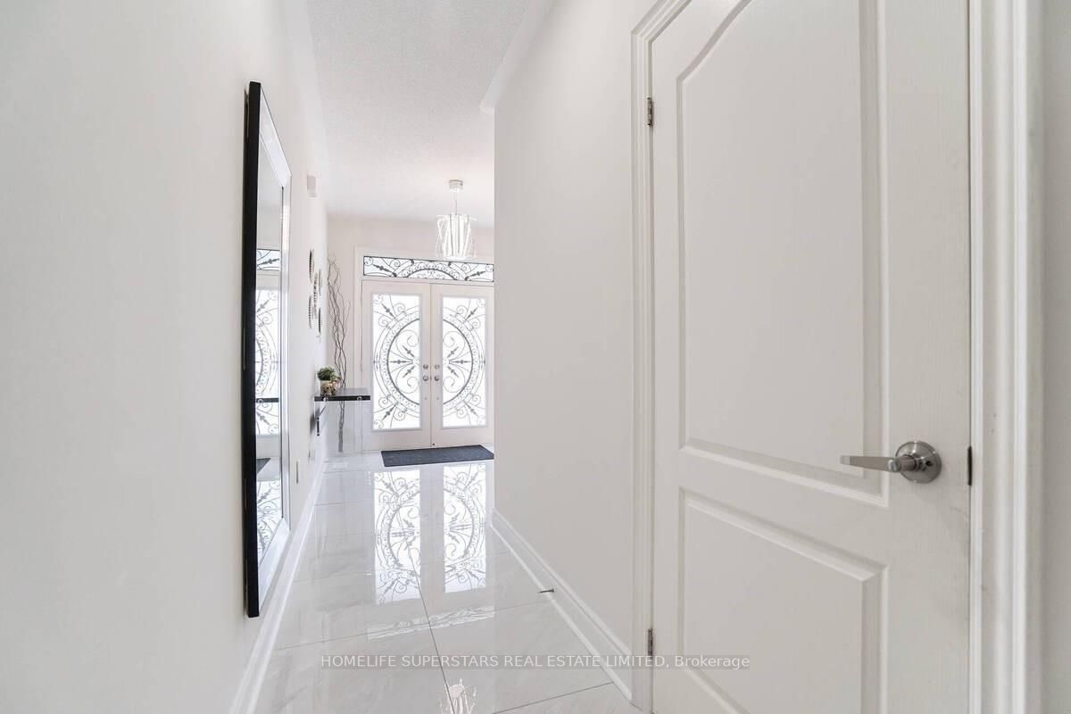 57 Elwin Rd