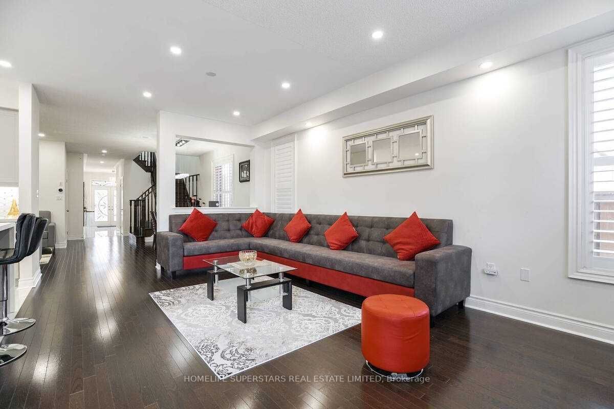 57 Elwin Rd