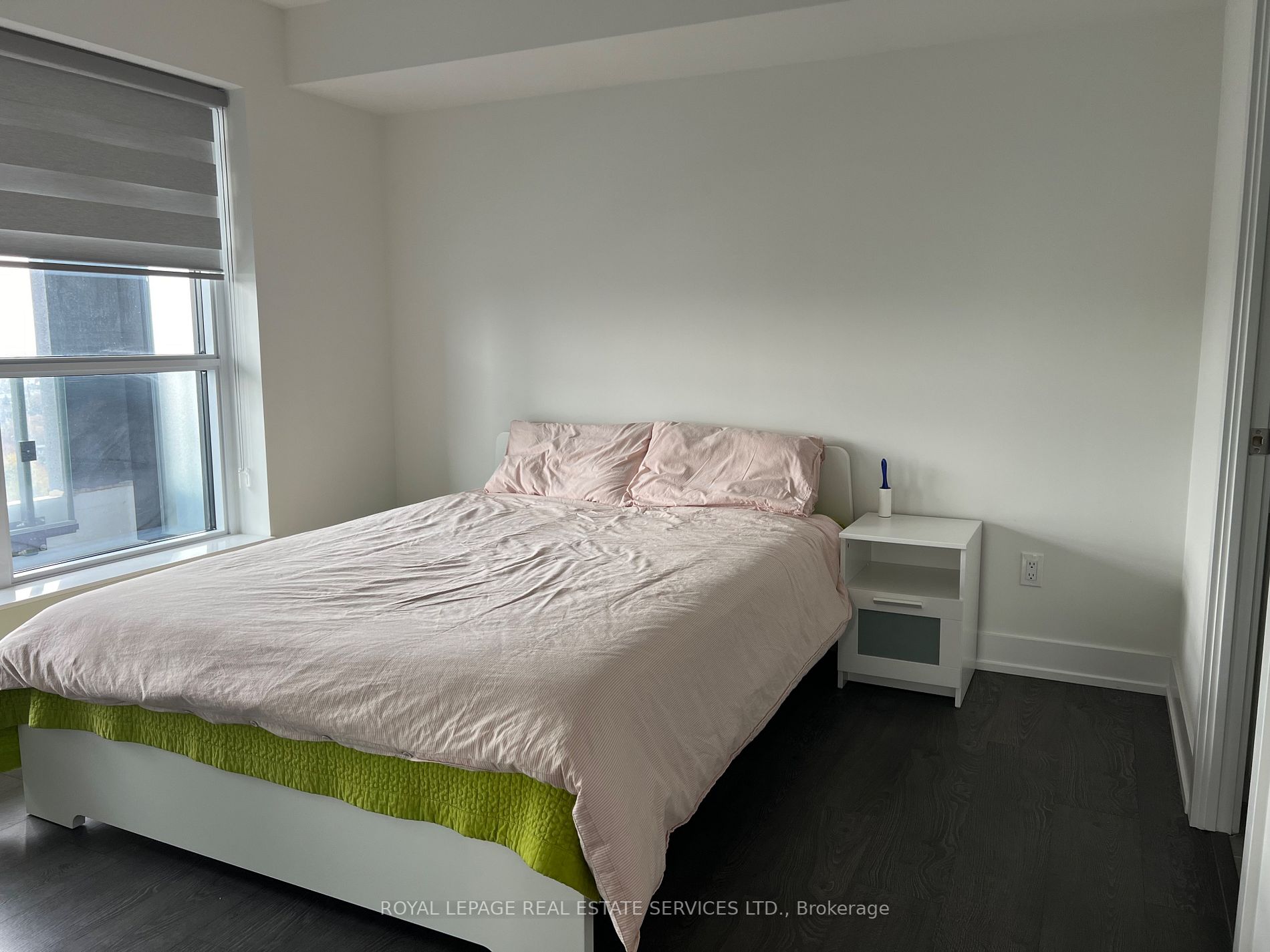 5 Mabelle Ave, #2228