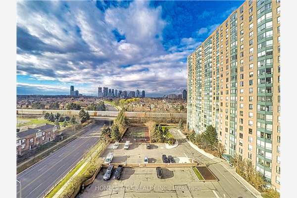 155 Hillcrest Ave, Mississauga