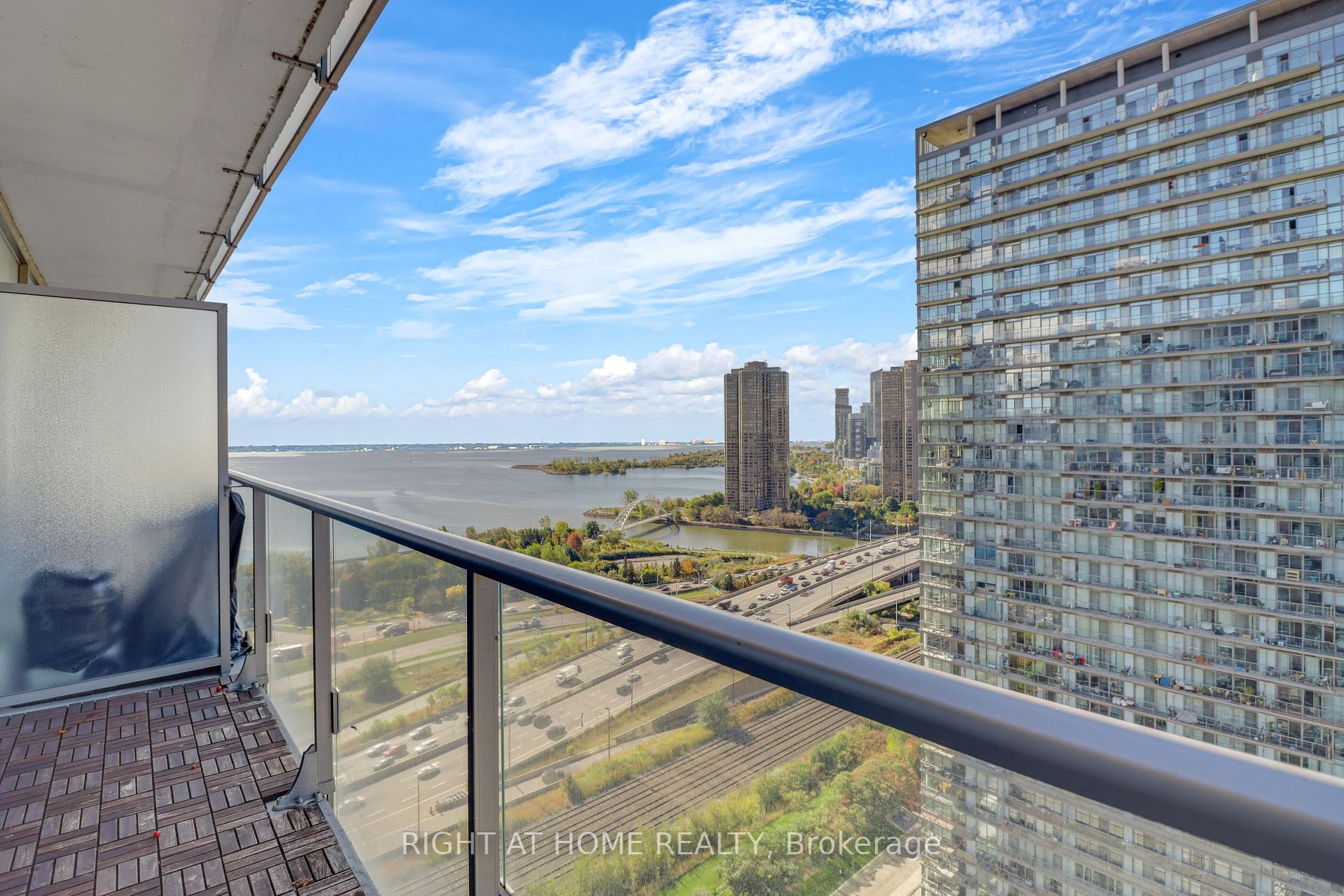 103 The Queensway, #2410