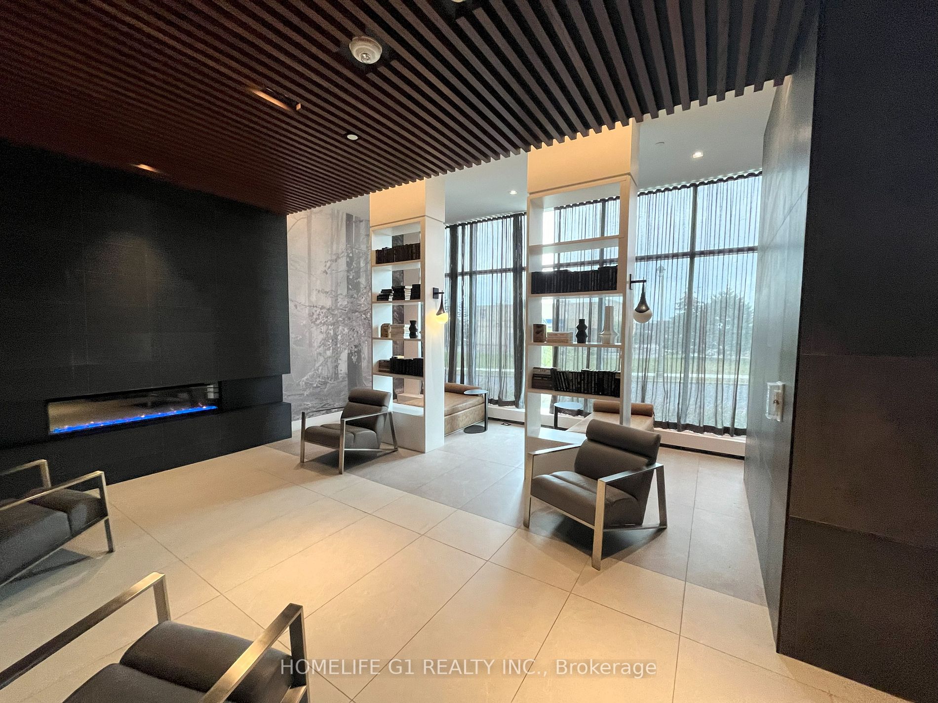 297 Oak Walk Drive, #2501