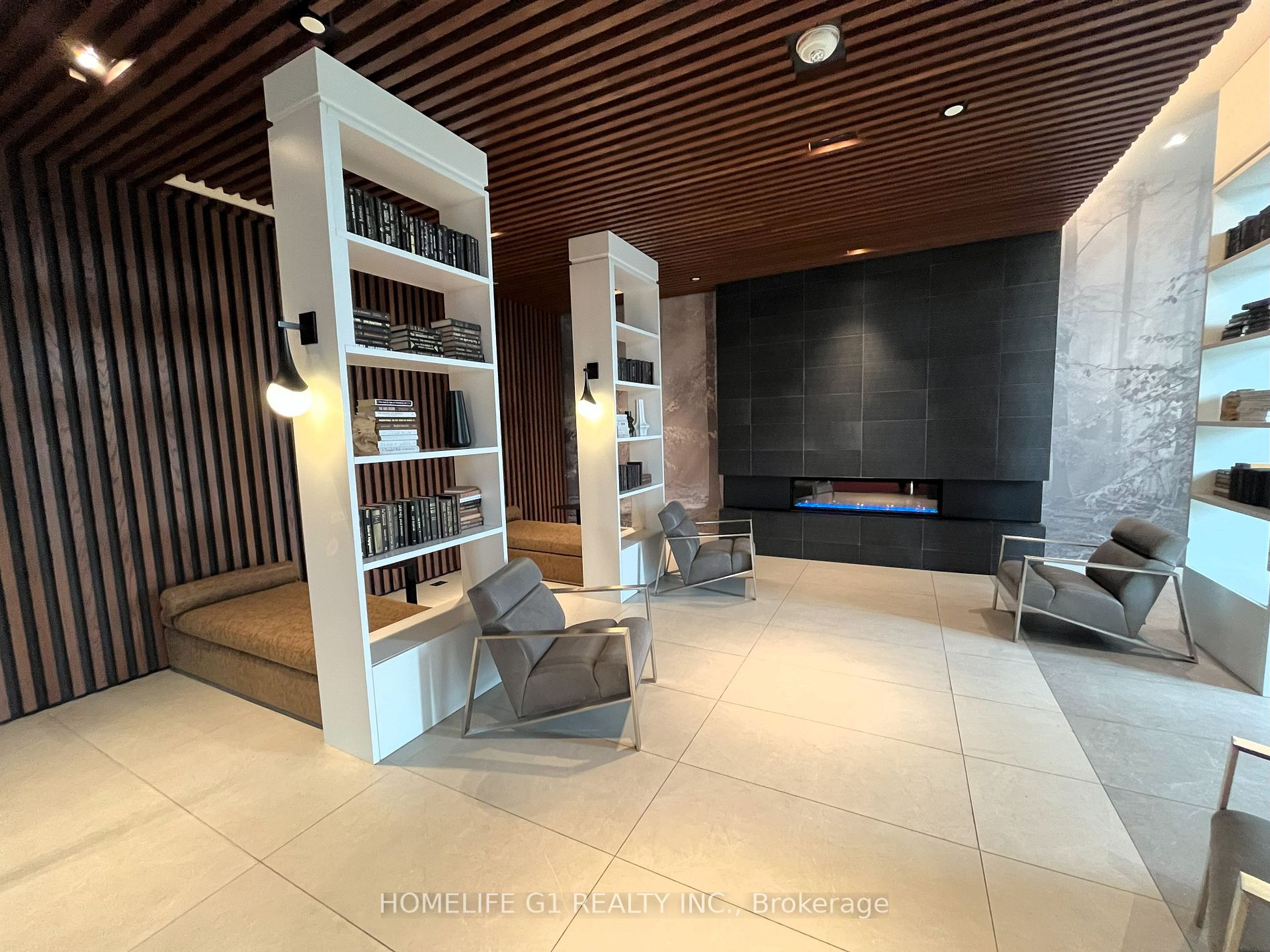 297 Oak Walk Drive, #2501