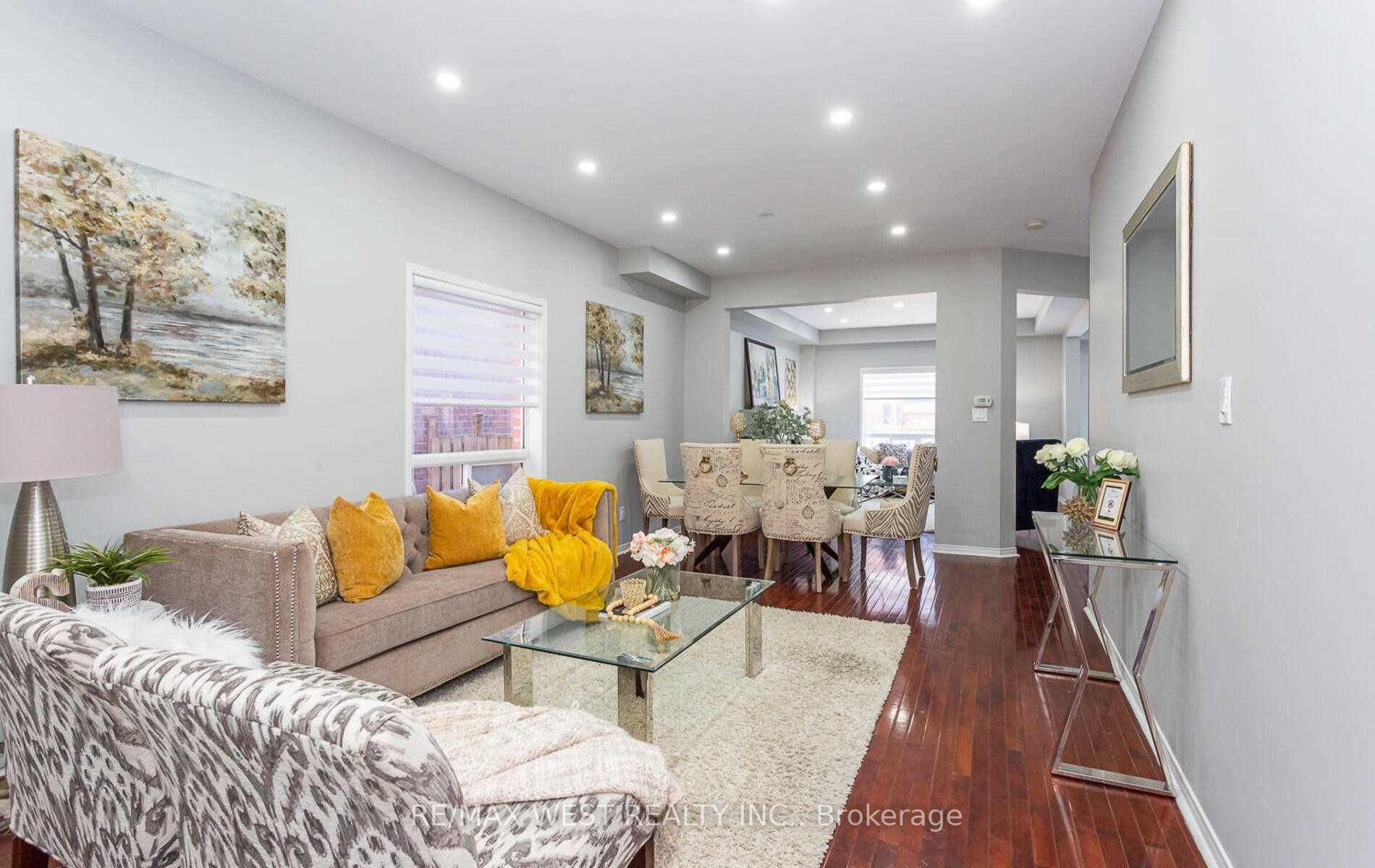 17 Stillman Dr