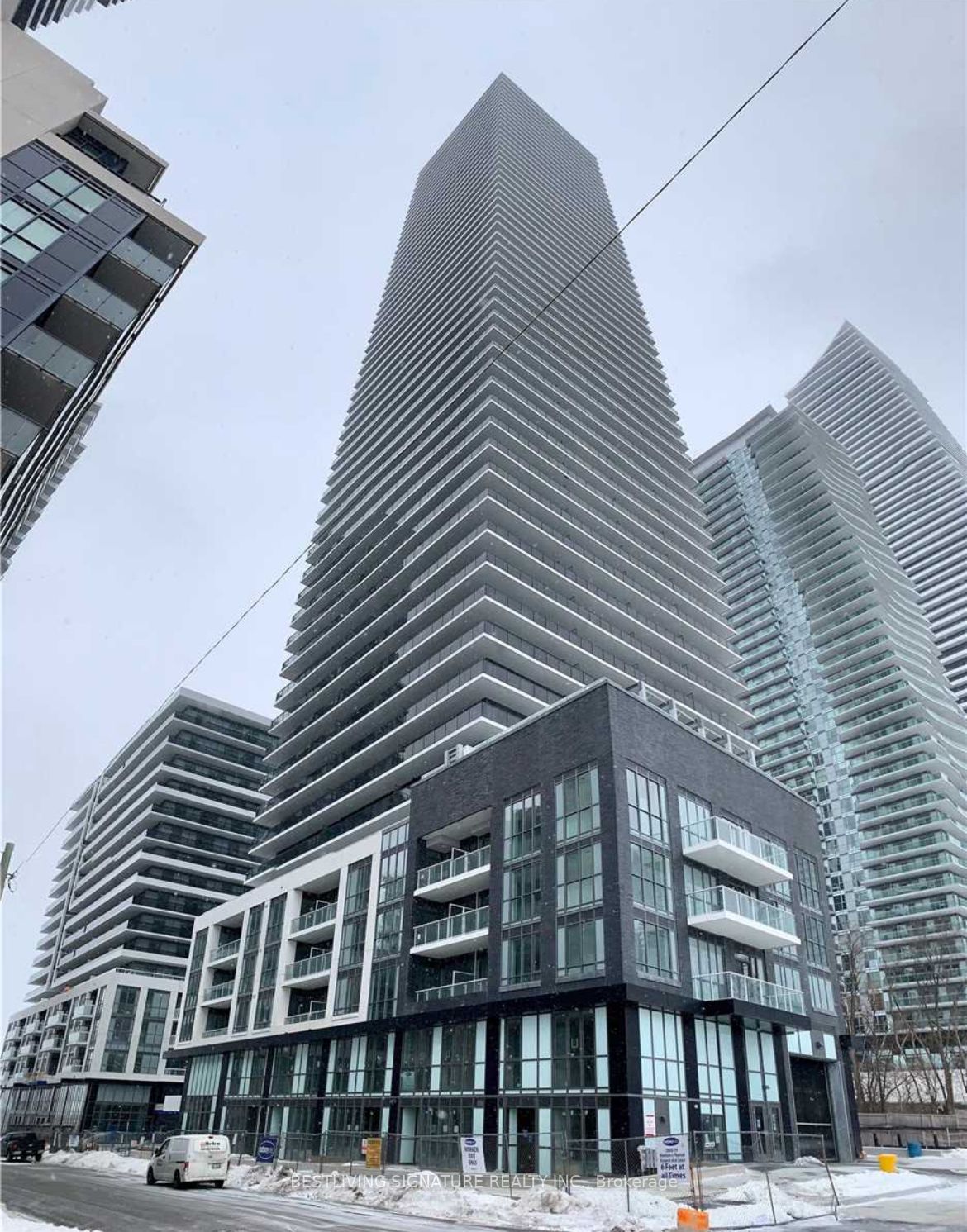 70 Annie Craig Dr, #4006