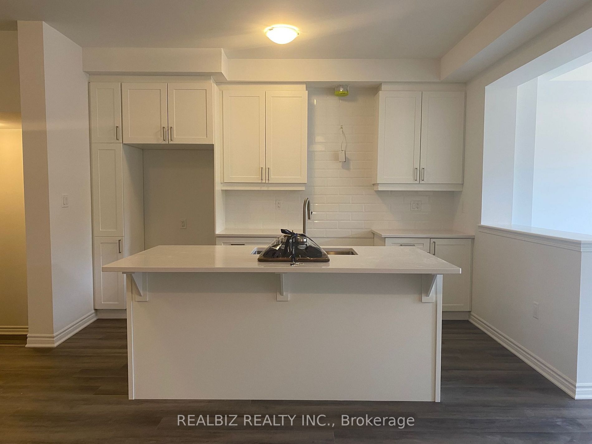 187 Keppel Circ