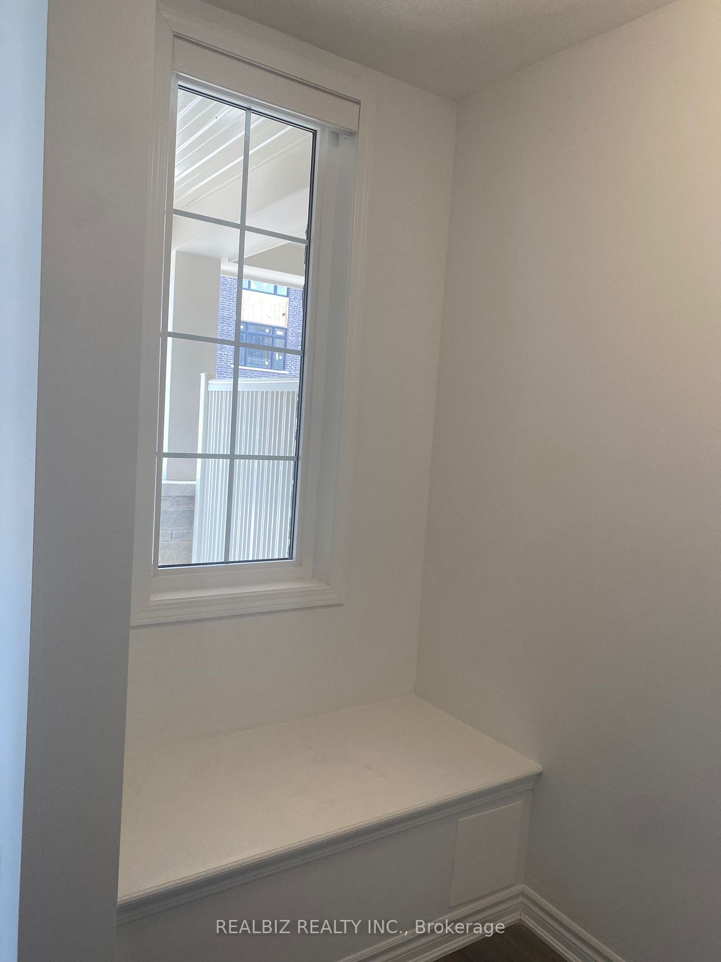 187 Keppel Circ