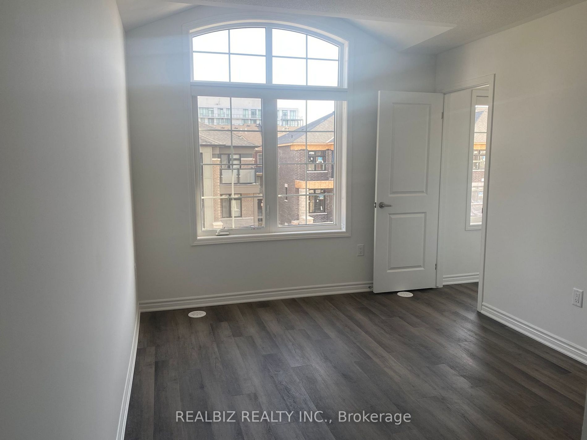187 Keppel Circ