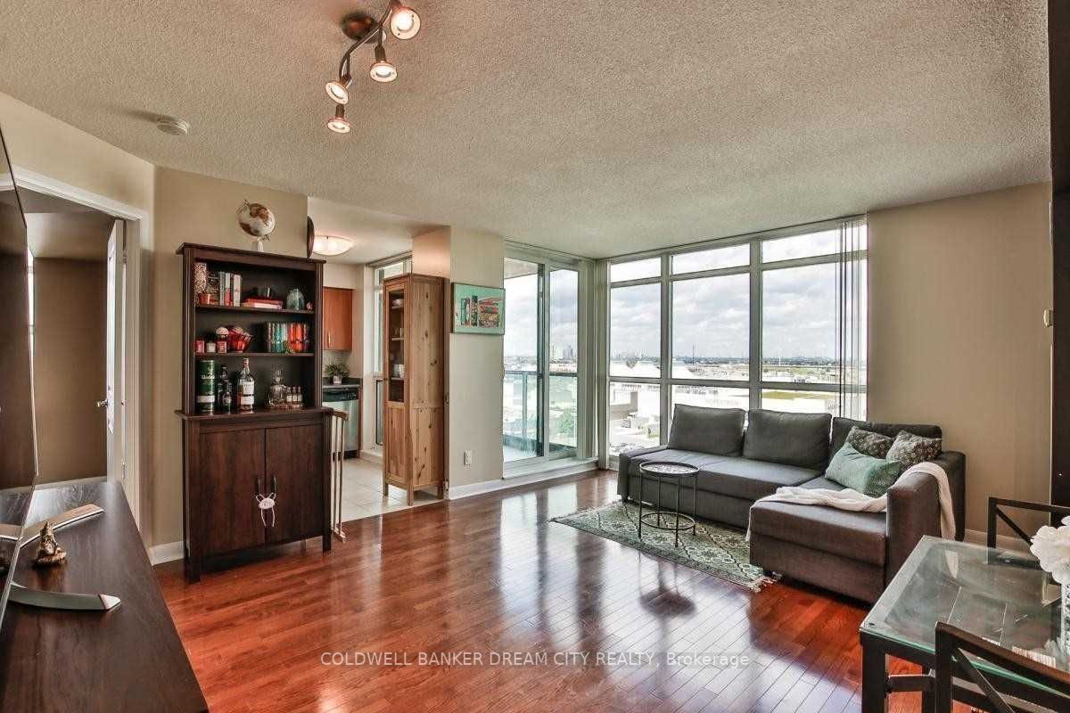 235 Sherway Gardens Rd, #1010