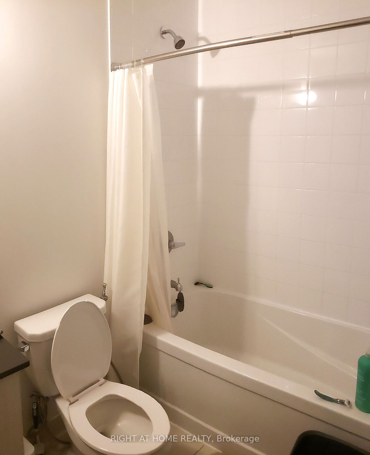 665 Cricklewood Drive, #727