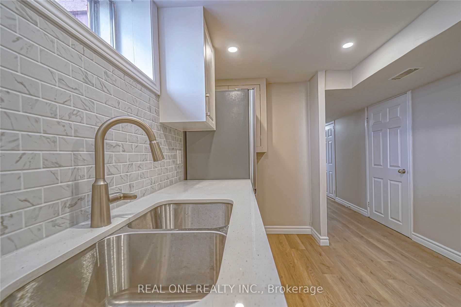 3487 Ellengale Dr, #Lower