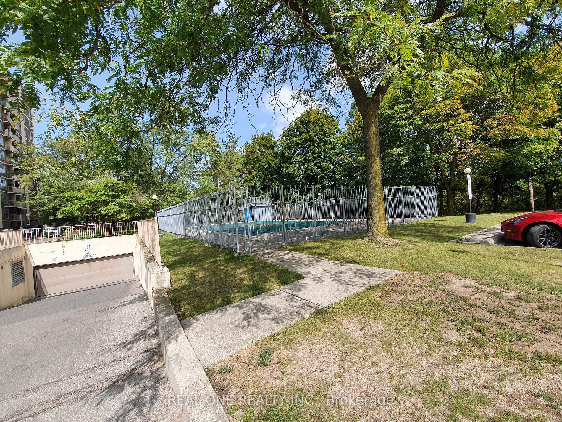 345 Driftwood Ave, #603