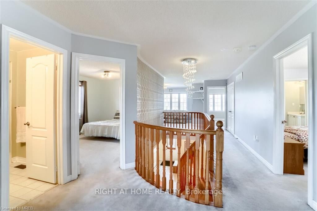 3020 Hawktail Crescent