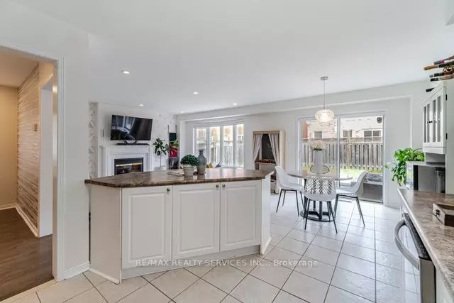 125 Fairhill Ave